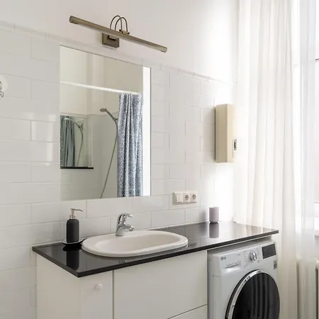 Families & Groups - 4 Bedrooms - Free Parking - Location Apartamento Riga