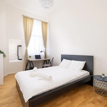 Families & Groups - 4 Bedrooms - Free Parking - Location Apartamento Riga
